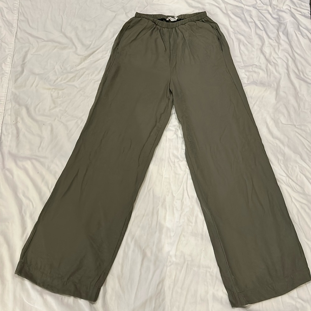 Glassons lightweight pants with pockets